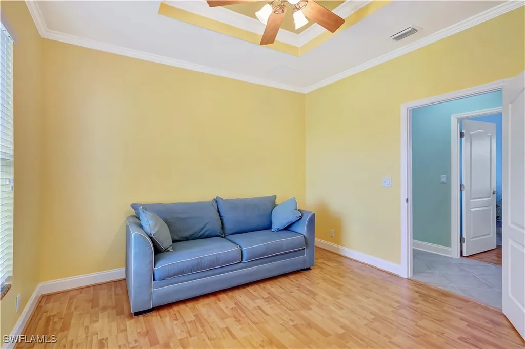 4402 SW 12th Place Cape Coral FL 33914
