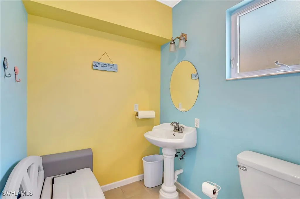 4402 SW 12th Place Cape Coral FL 33914
