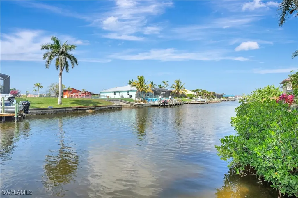 4402 SW 12th Place Cape Coral FL 33914