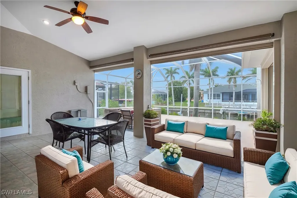 4402 SW 12th Place Cape Coral FL 33914