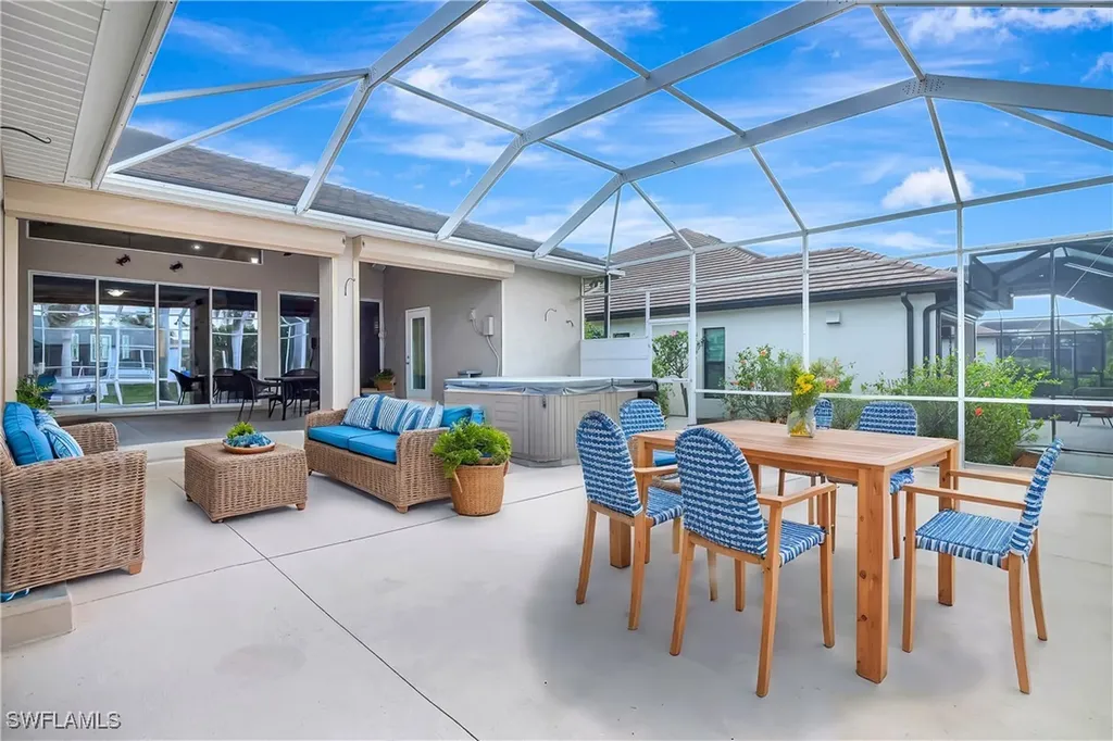 4402 SW 12th Place Cape Coral FL 33914