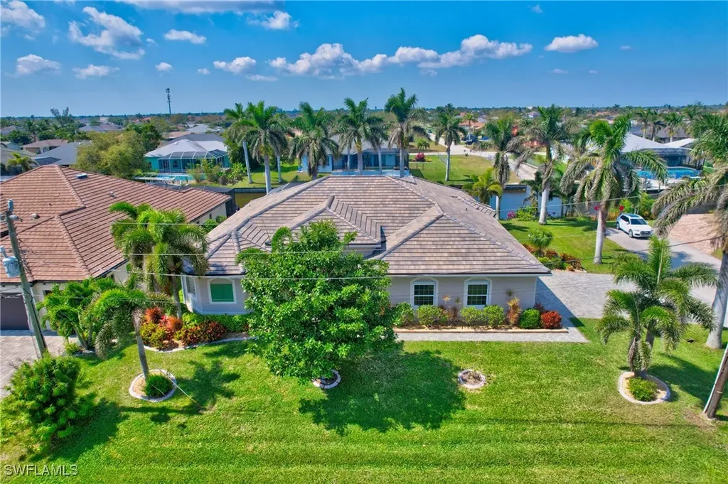 4402 SW 12th Place Cape Coral FL 33914