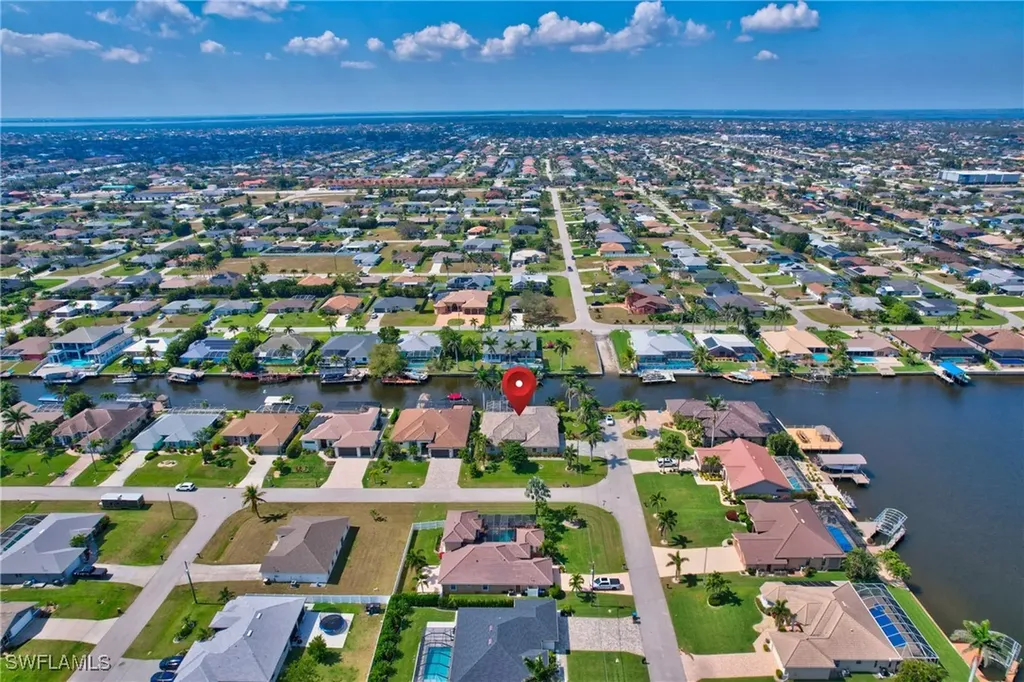 4402 SW 12th Place Cape Coral FL 33914