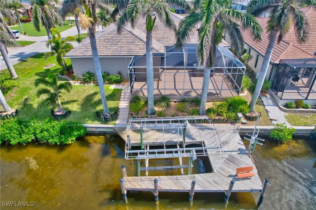 4402 SW 12th Place Cape Coral FL 33914