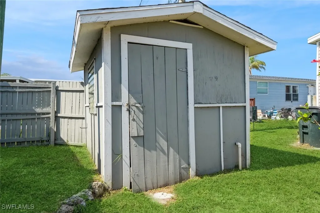 12170 Palm Drive Fort Myers FL 33908