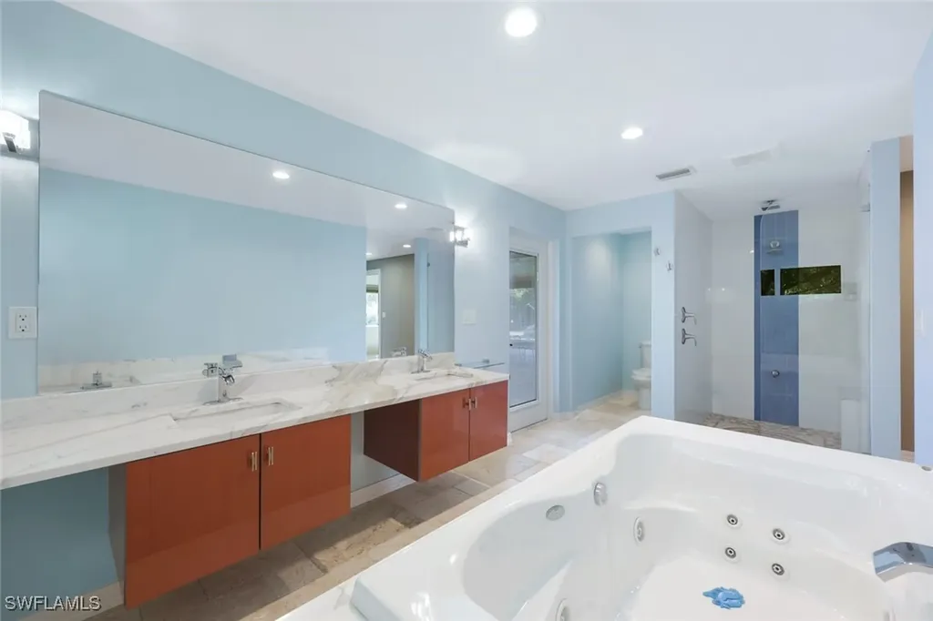 5175 Green Boulevard Naples FL 34116