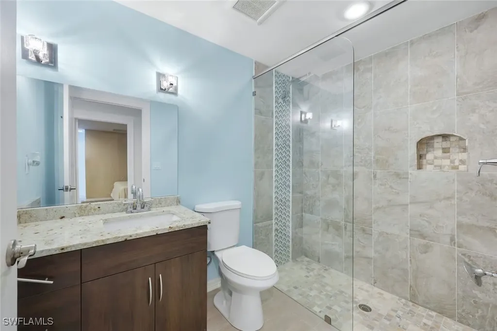 5175 Green Boulevard Naples FL 34116