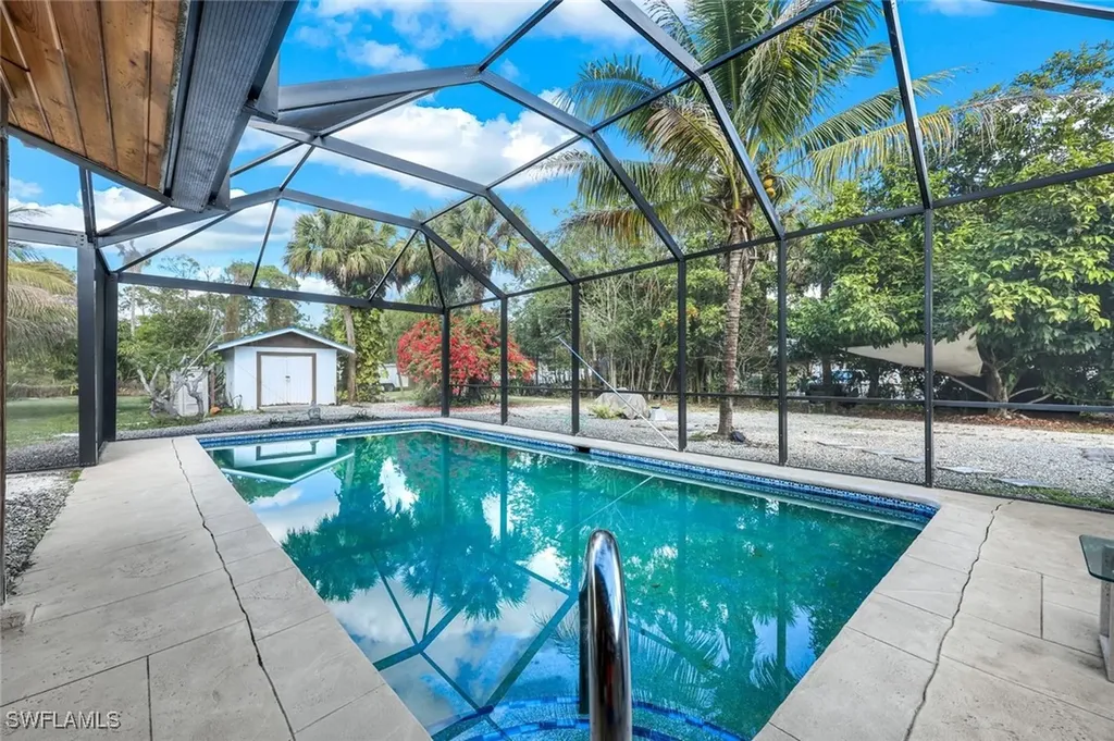 5175 Green Boulevard Naples FL 34116