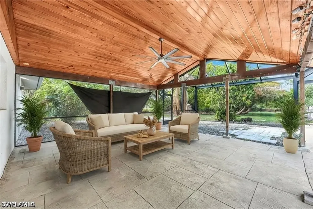 5175 Green Boulevard Naples FL 34116