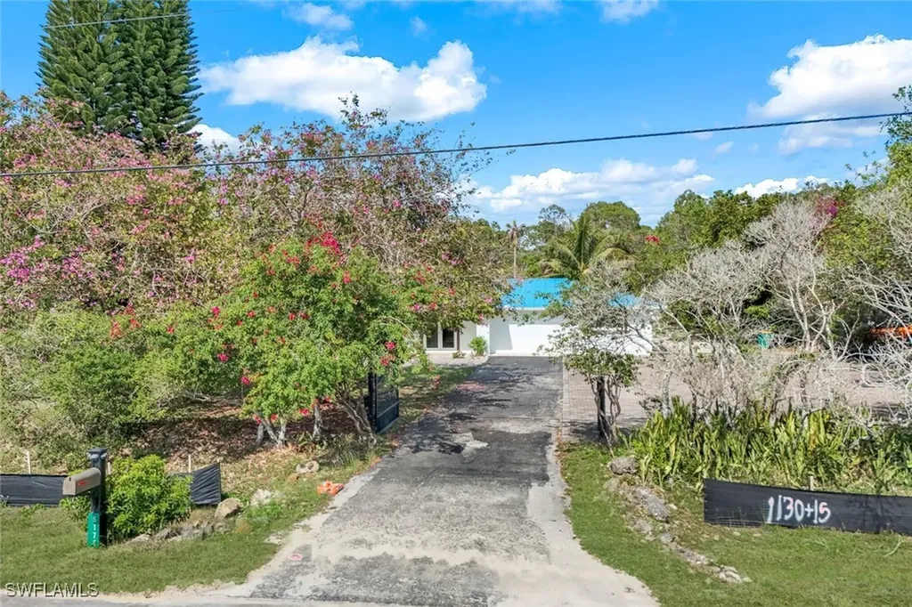 5175 Green Boulevard Naples FL 34116