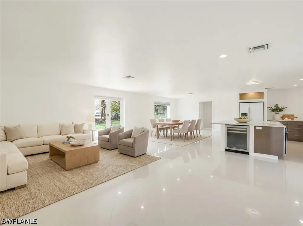 5175 Green Boulevard Naples FL 34116
