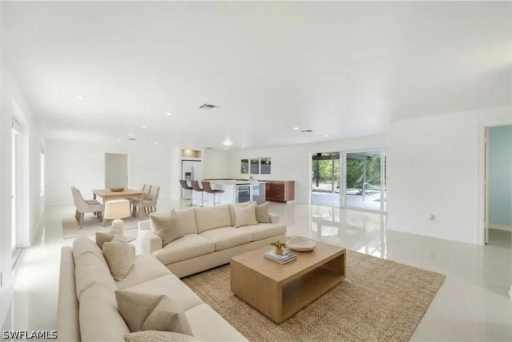 5175 Green Boulevard Naples FL 34116