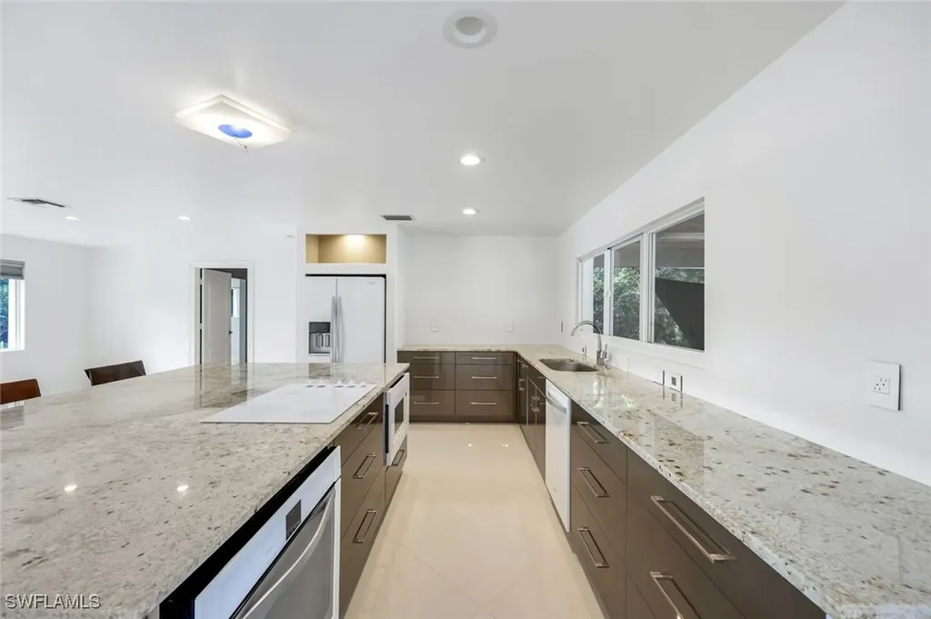 5175 Green Boulevard Naples FL 34116