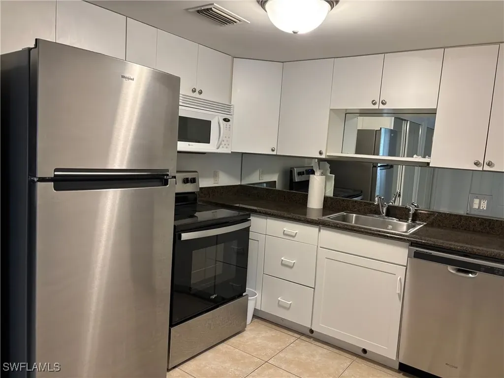 975 9th Avenue S Naples FL 34102