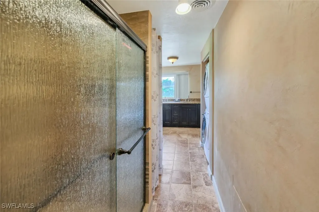 29 Caribbean Road Naples FL 34108