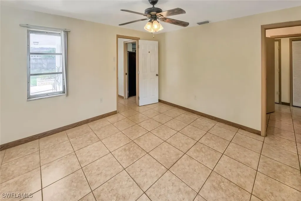 29 Caribbean Road Naples FL 34108