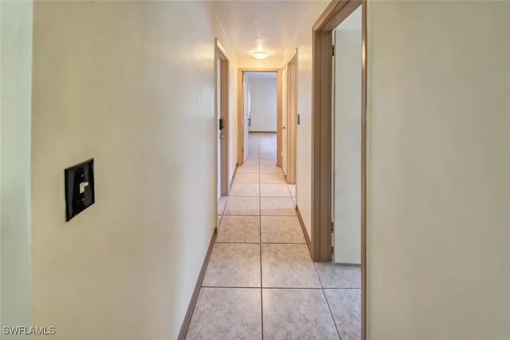 29 Caribbean Road Naples FL 34108