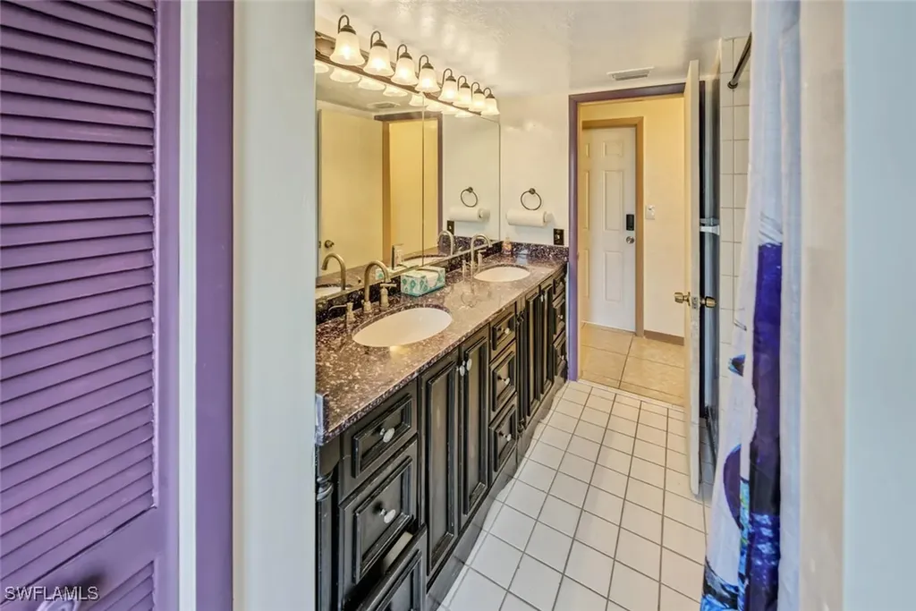 29 Caribbean Road Naples FL 34108