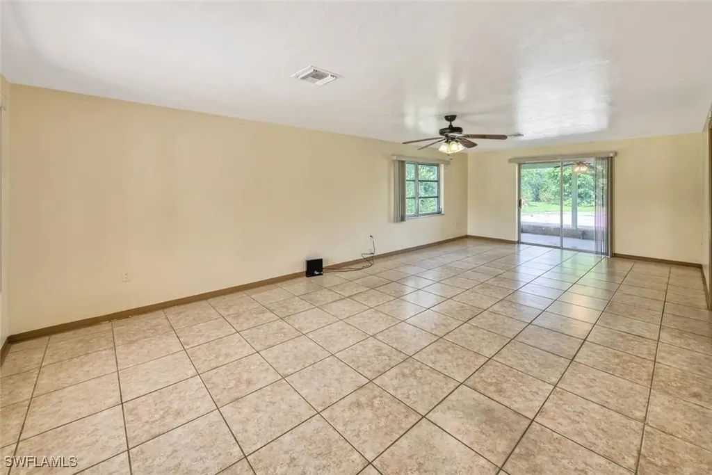 29 Caribbean Road Naples FL 34108