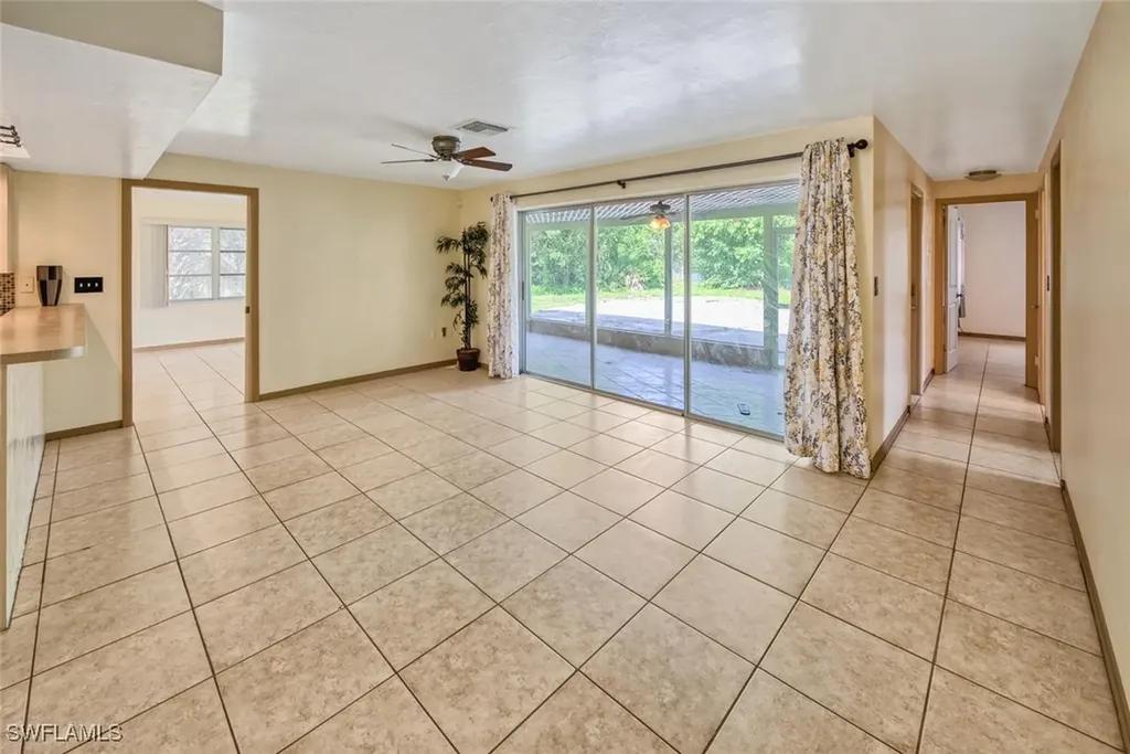 29 Caribbean Road Naples FL 34108