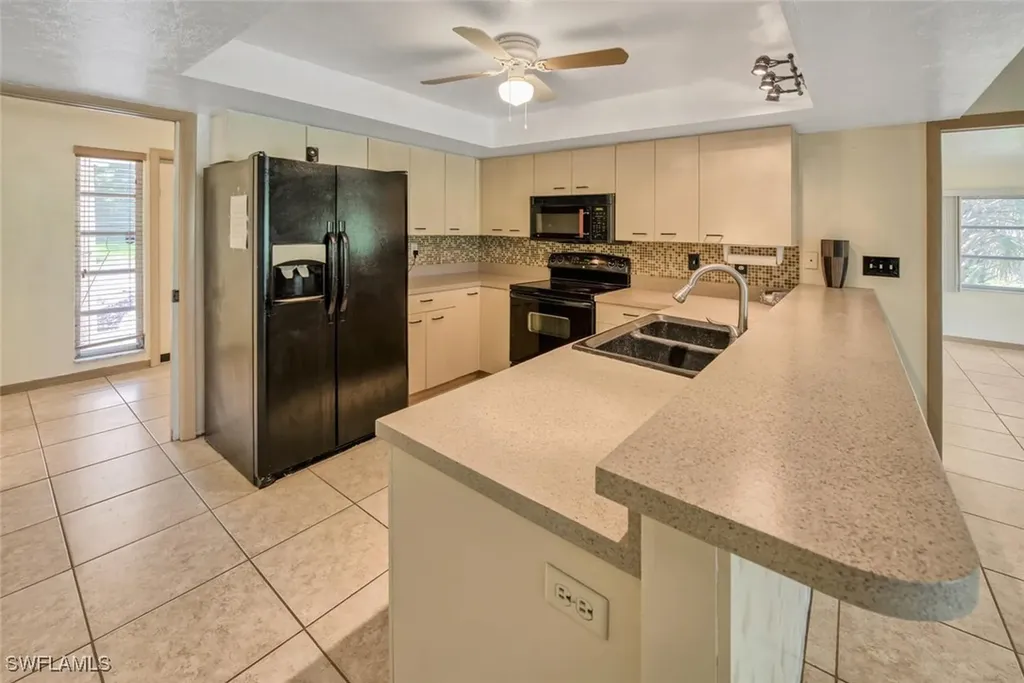 29 Caribbean Road Naples FL 34108
