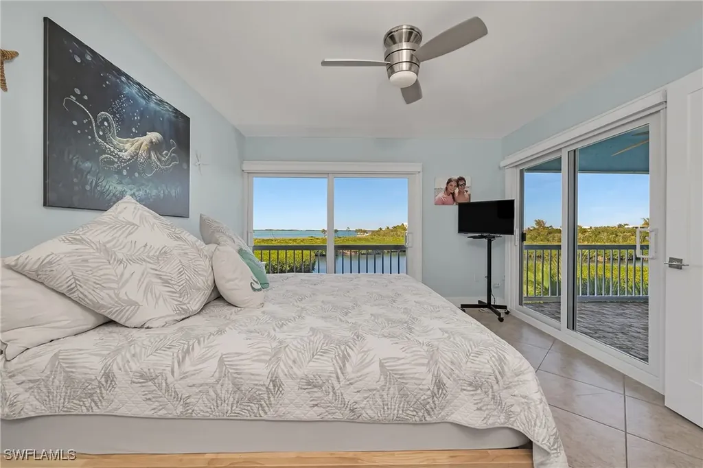 9826 Leeward Avenue Key Largo FL 33037