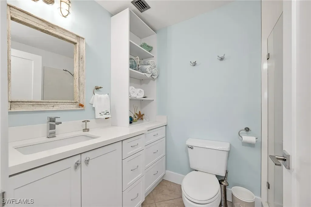 9826 Leeward Avenue Key Largo FL 33037