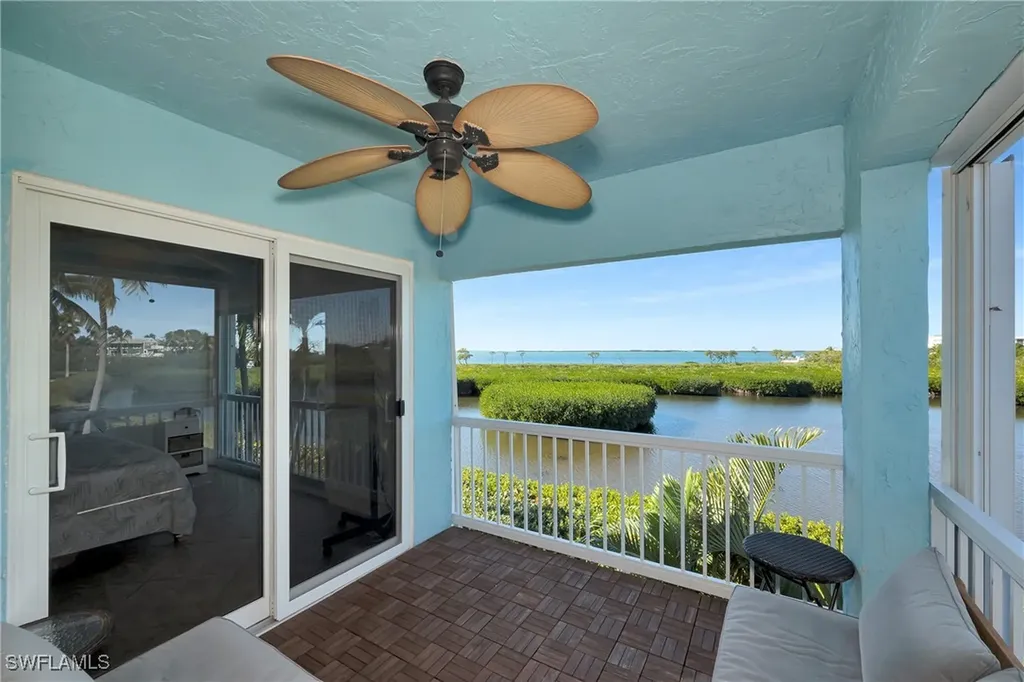 9826 Leeward Avenue Key Largo FL 33037