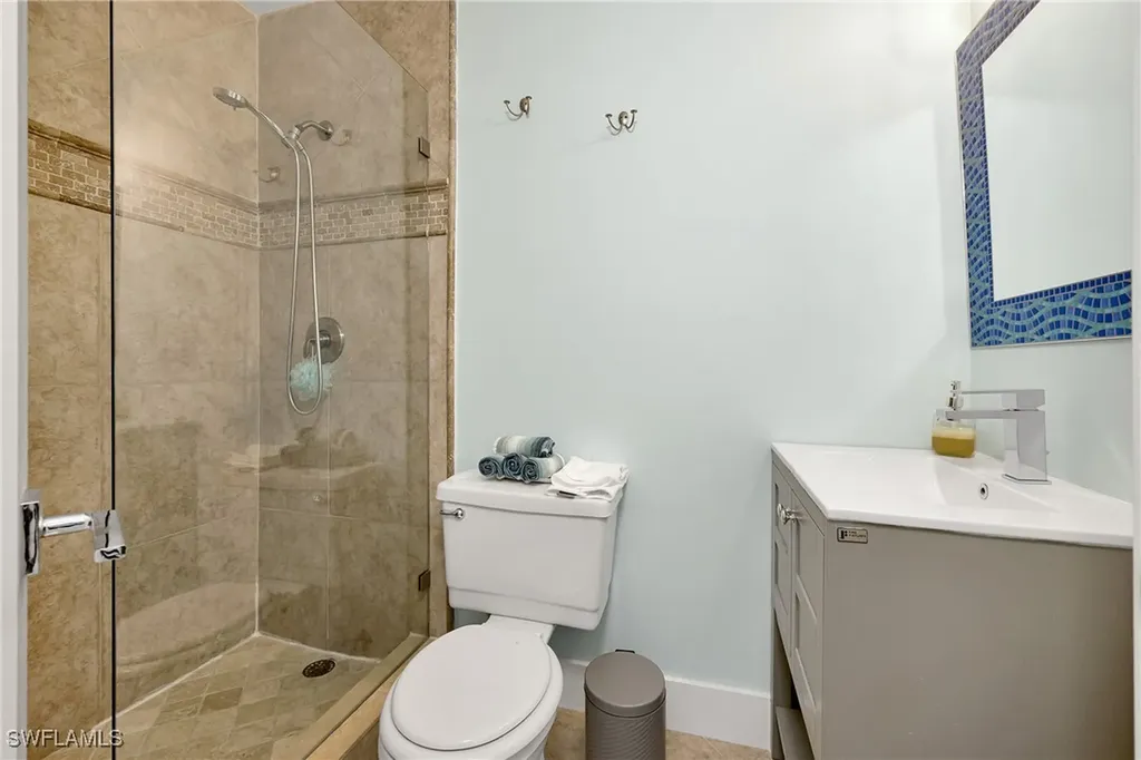 9826 Leeward Avenue Key Largo FL 33037