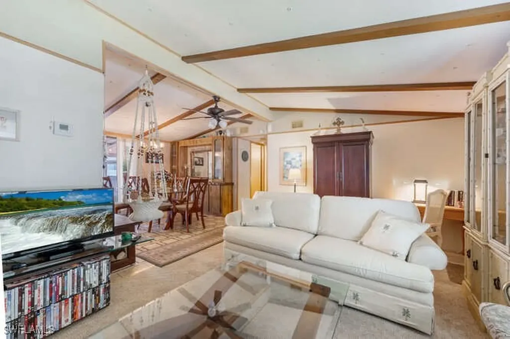 131 Grassy Key Lane Naples FL 34114