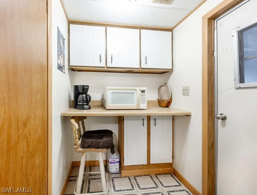 131 Grassy Key Lane Naples FL 34114