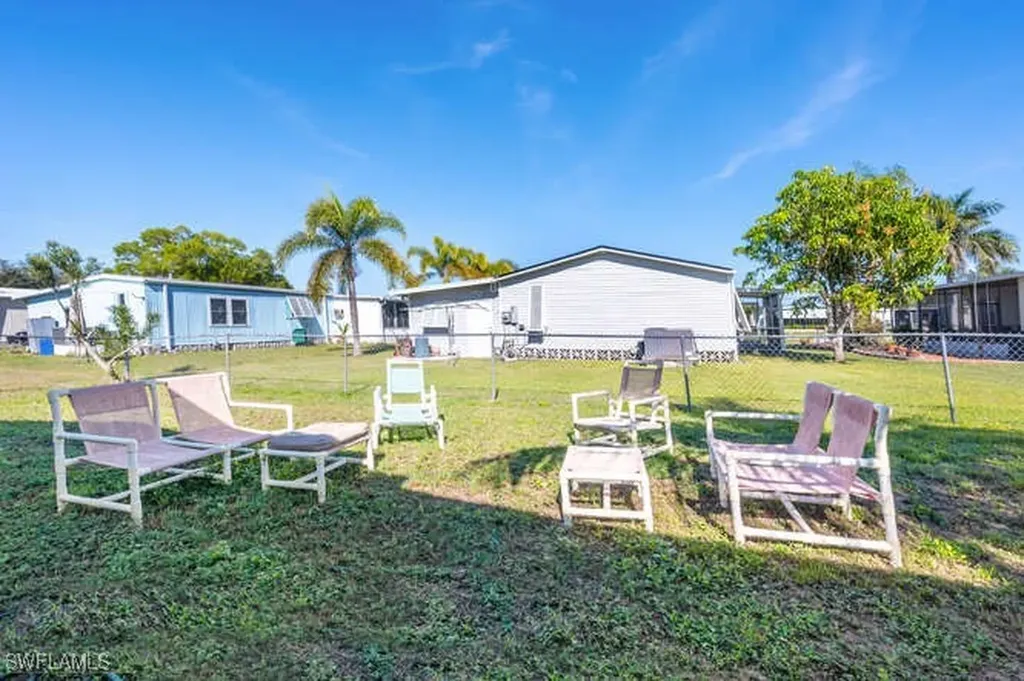 131 Grassy Key Lane Naples FL 34114