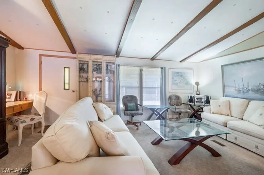 131 Grassy Key Lane Naples FL 34114