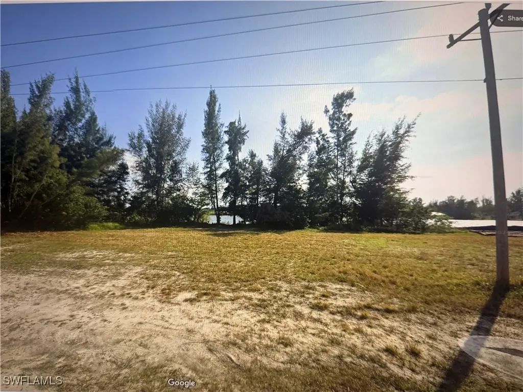 1624 SW 4th Street Cape Coral FL 33991