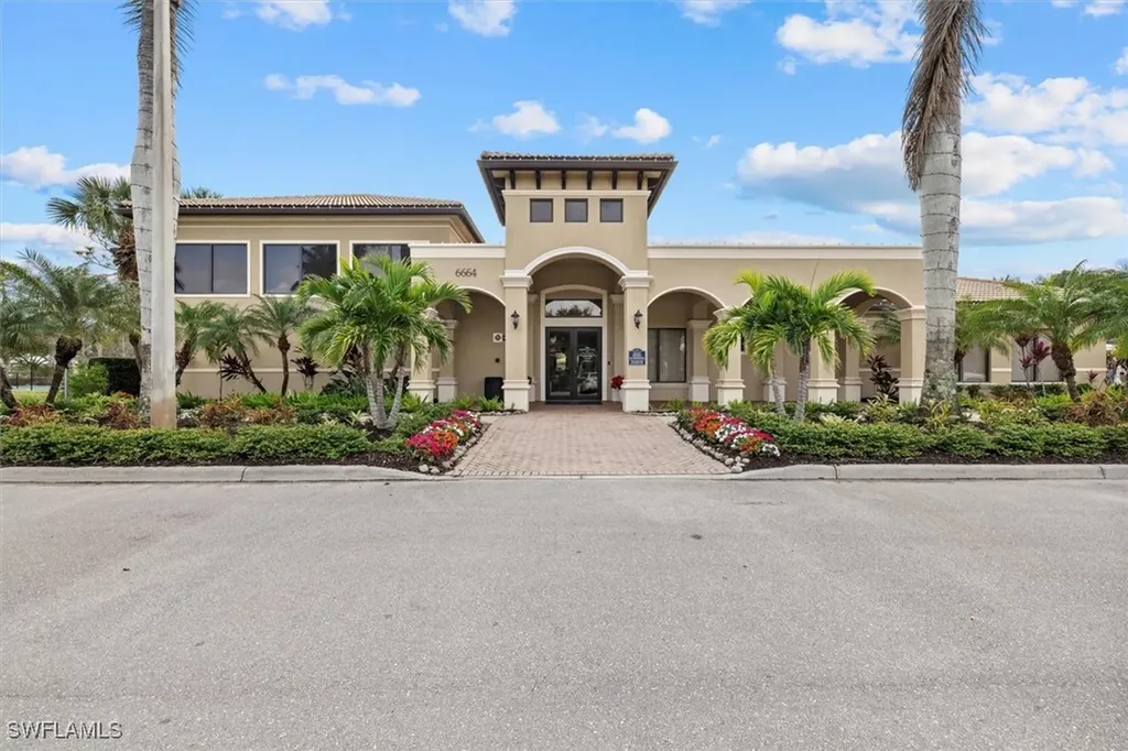 6581 Marbella Drive Naples FL 34105