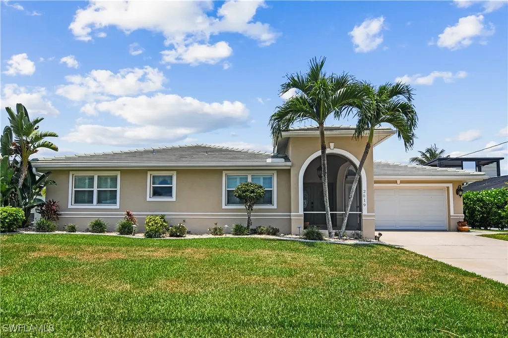 2019 SE 28th Terrace Cape Coral FL 33904