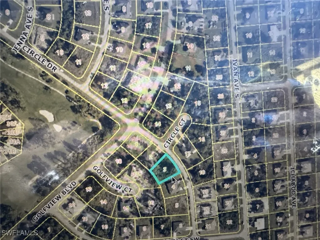 1108/1110 Circle Drive Lehigh Acres FL 33973