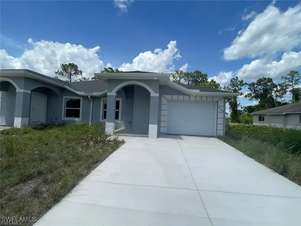 1108/1110 Circle Drive Lehigh Acres FL 33973
