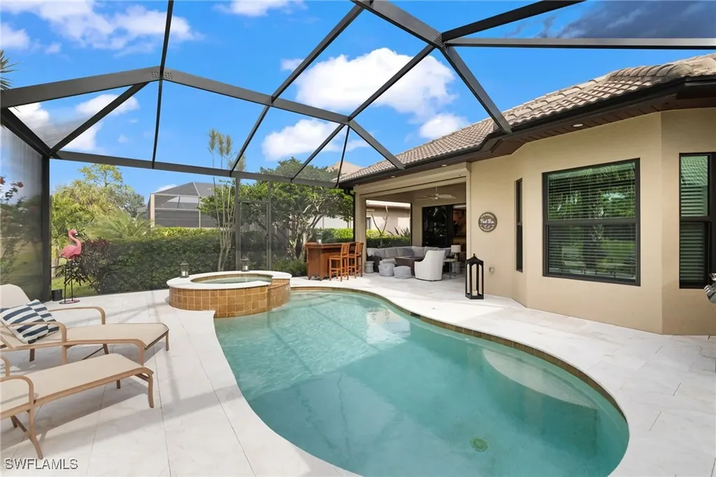 7531 Moorgate Point Way Naples FL 34113