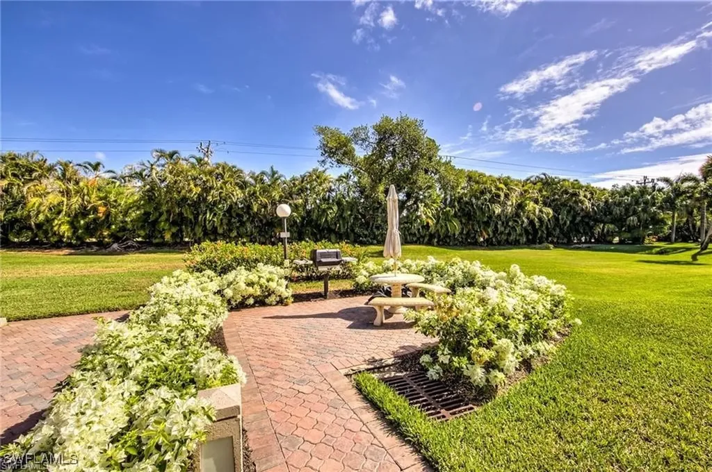 3215 W Gulf Drive Sanibel FL 33957