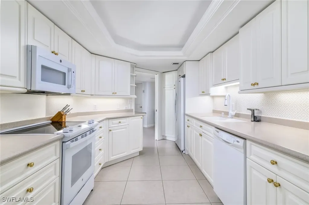 4901 Gulf Shore Boulevard N Naples FL 34103