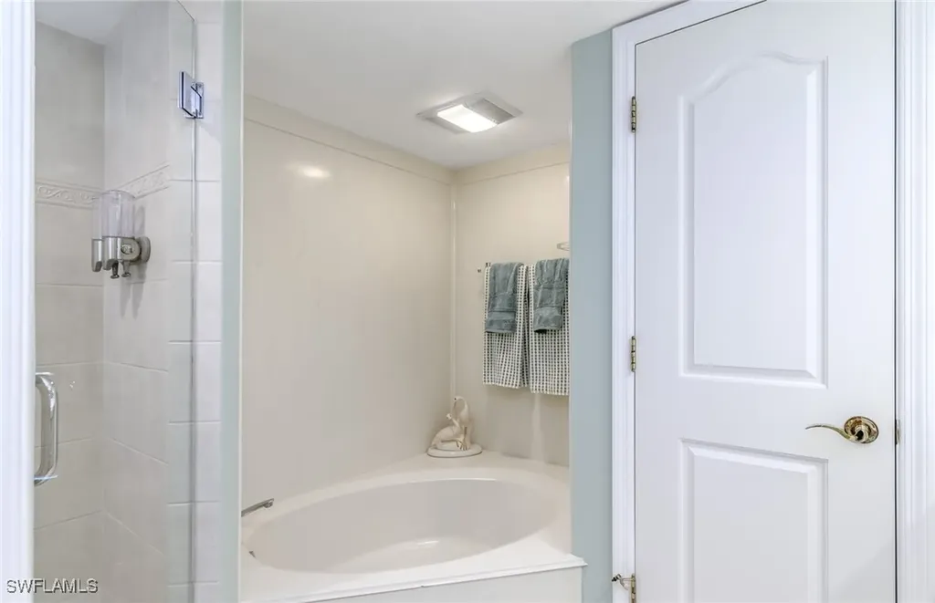 4901 Gulf Shore Boulevard N Naples FL 34103