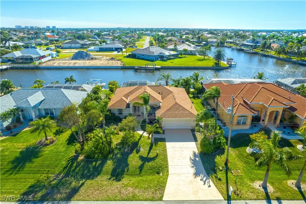 2554 SW 38th Terrace Cape Coral FL 33914