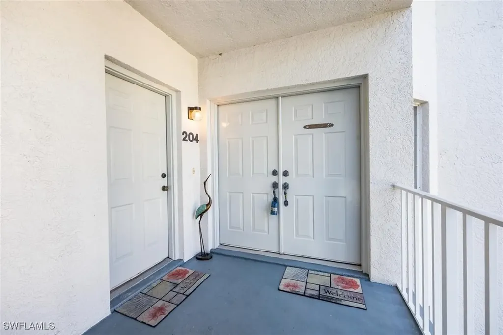 770 Waterford Drive Naples FL 34113
