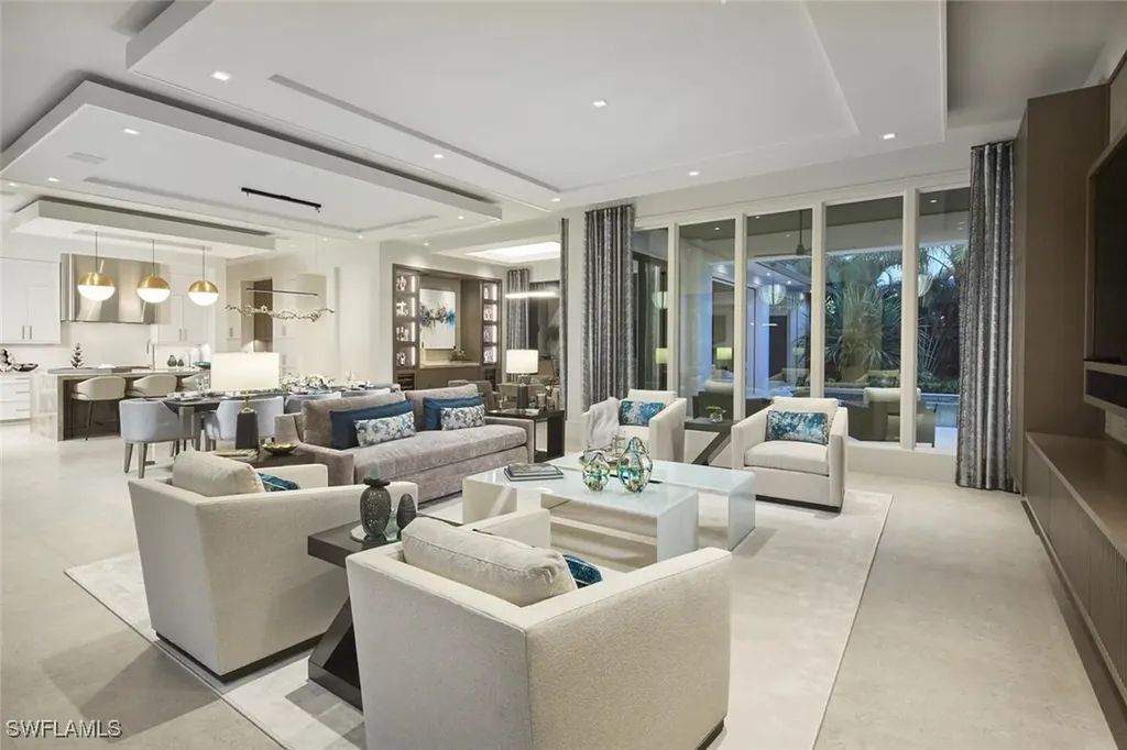 2021 Gordon Drive E Naples FL 34102
