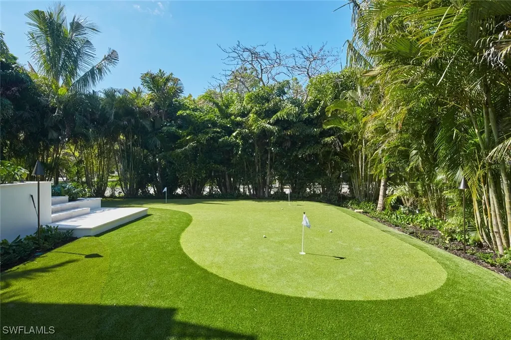 2021 Gordon Drive E Naples FL 34102