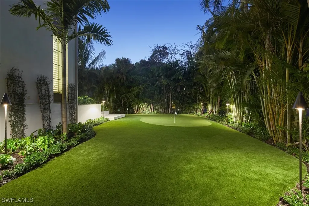 2021 Gordon Drive E Naples FL 34102