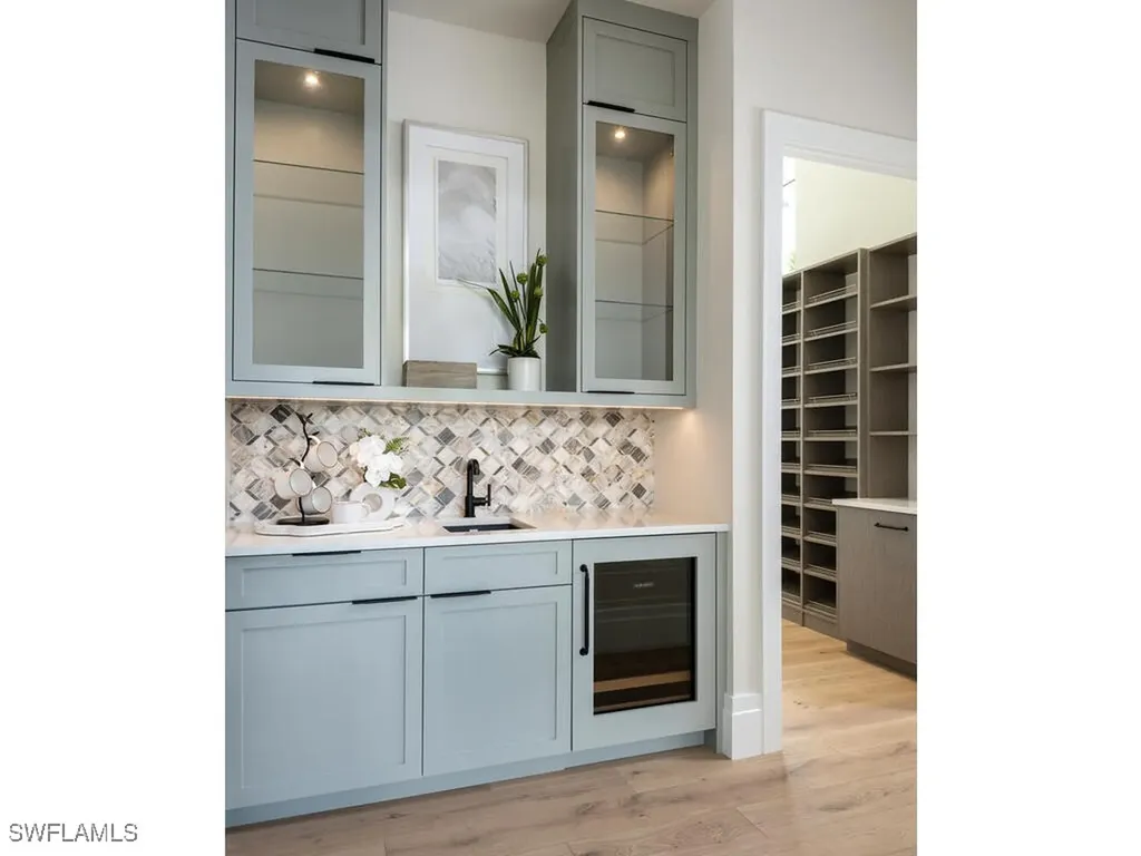 799 Cassena Road Naples FL 34108