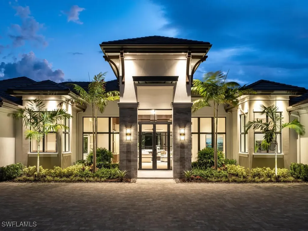 799 Cassena Road Naples FL 34108