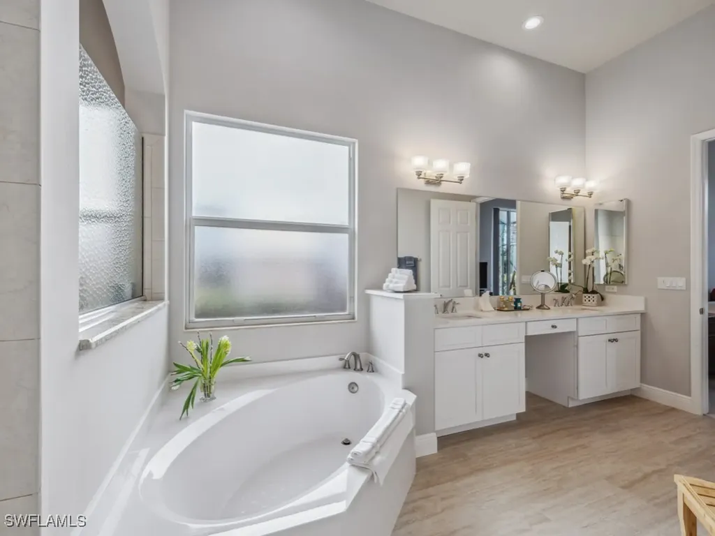 5753 Mango Circle Naples FL 34110